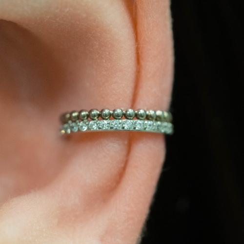 Clicker kółko z kryształami i kuleczkami - do helixa concha