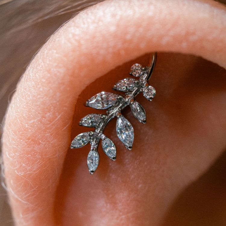 liście kryształowe do ucha