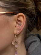 Tytanowy cluster z wieloma kryształamI conch