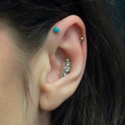 Onyks turkus forward helix
