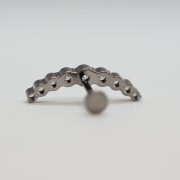 Duży cluster z 9 kryształami - tytanowy ozdobny labret